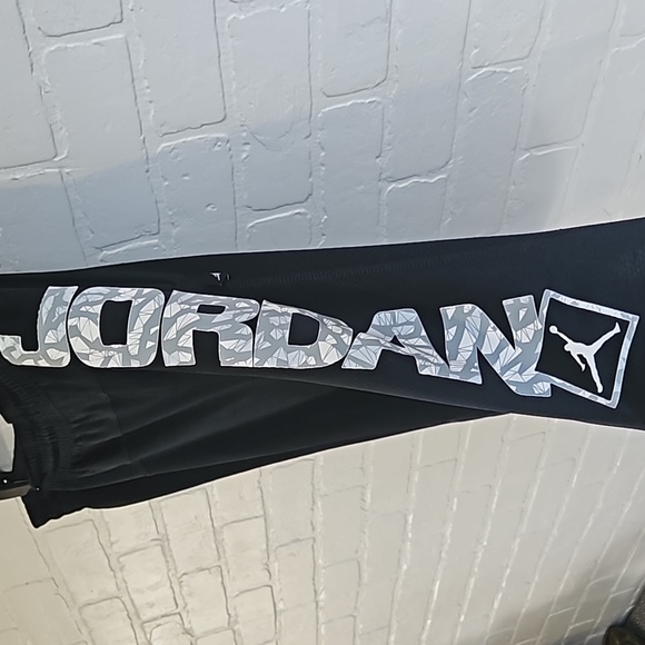 Jordan shorts - Picture 5 of 7